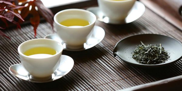 10 فایده نوشیدن چای سبز